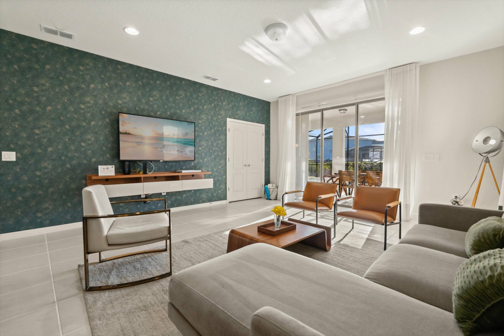 Windsor at Westside 1350