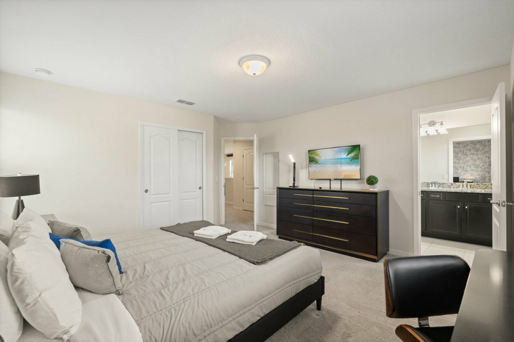 Windsor at Westside 1350