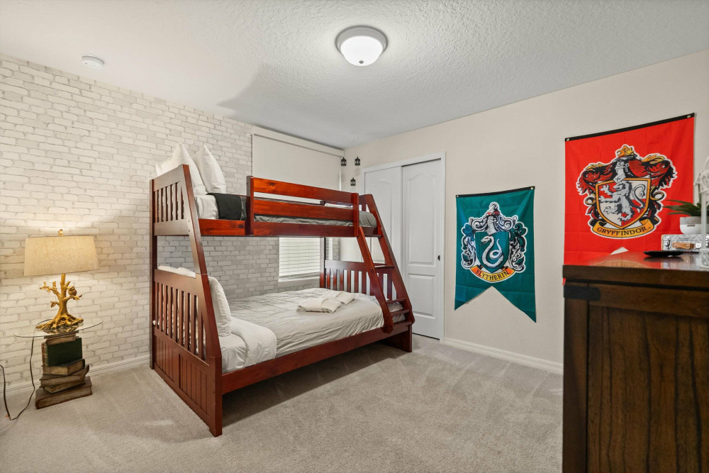 Windsor at Westside 1350