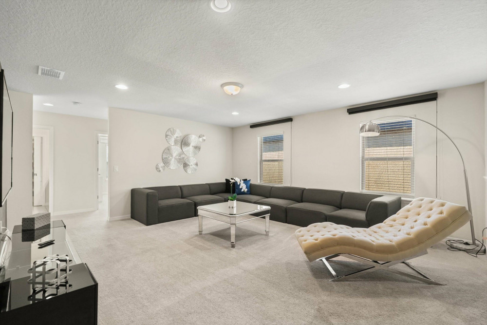 Windsor at Westside 1350