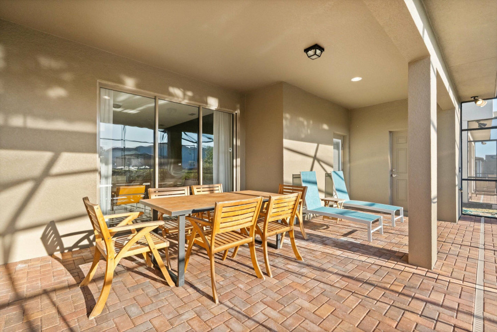 Windsor at Westside 1350