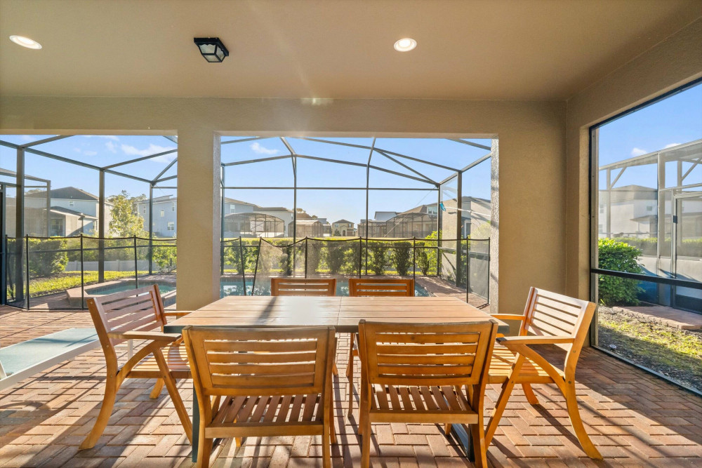 Windsor at Westside 1350