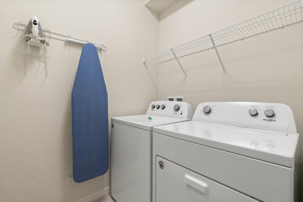 Windsor at Westside 1350