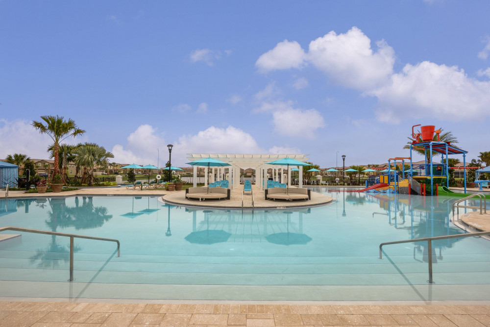 Windsor at Westside 1350