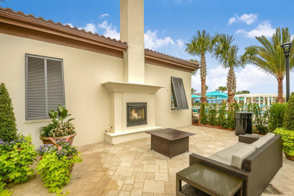 Windsor at Westside 1350