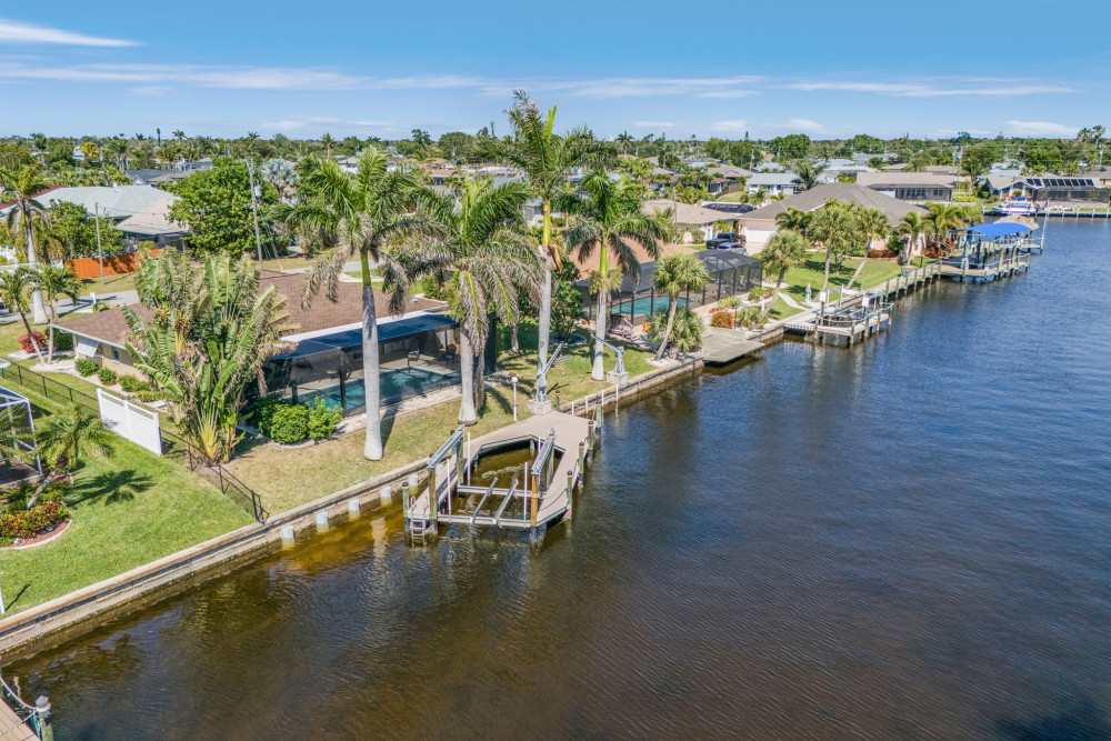 Cape Coral 370