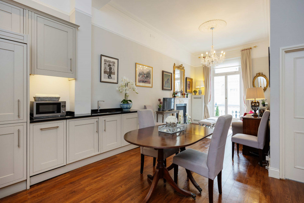 South Kensington Charm