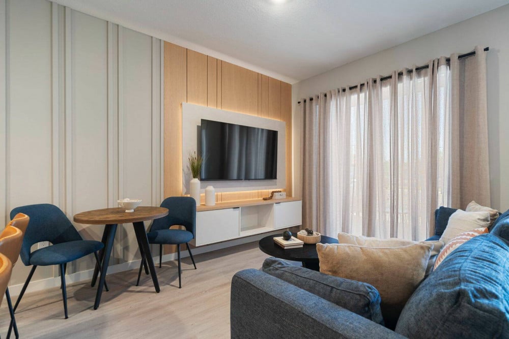 The Hub at Westside 9