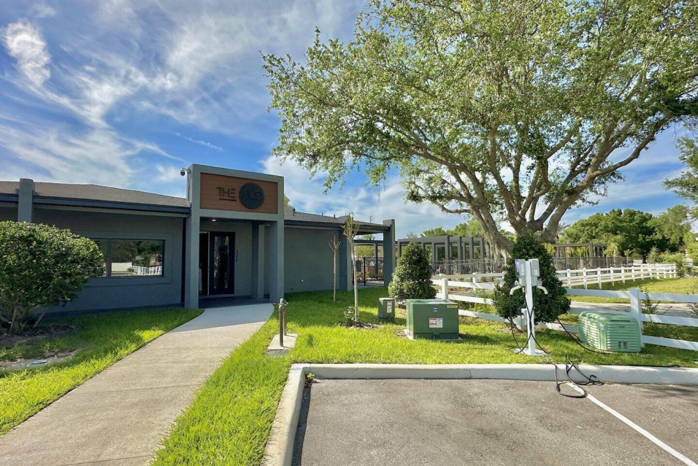 The Hub at Westside 9