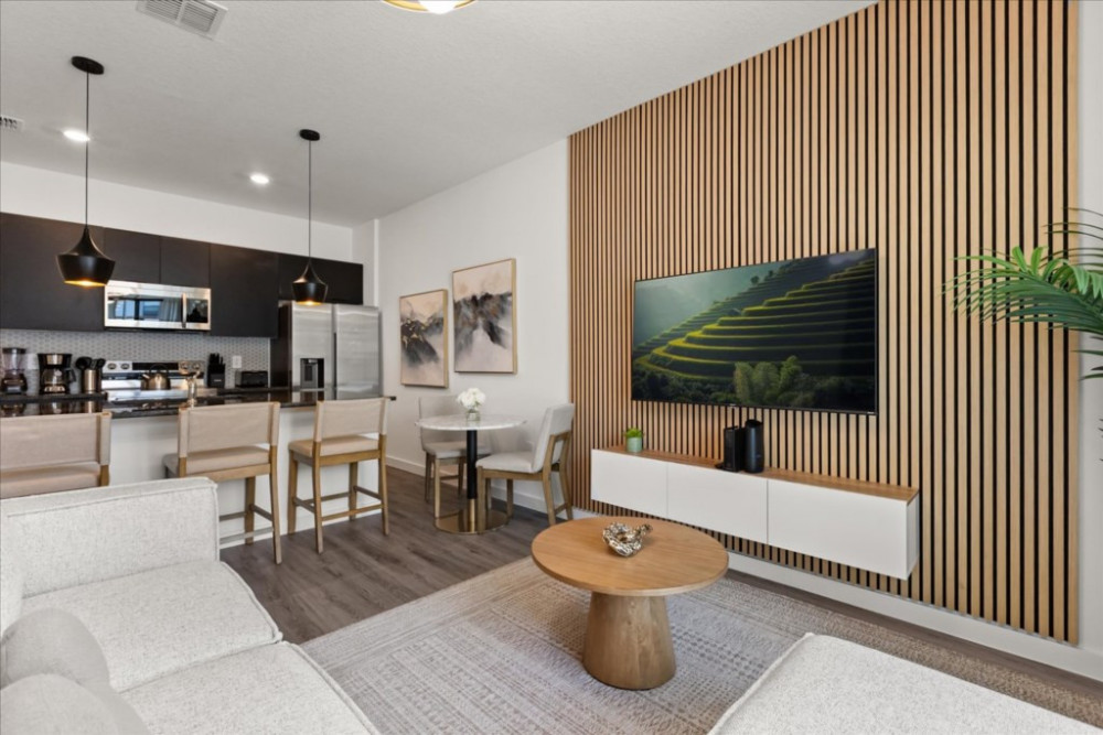 The Hub at Westside 19