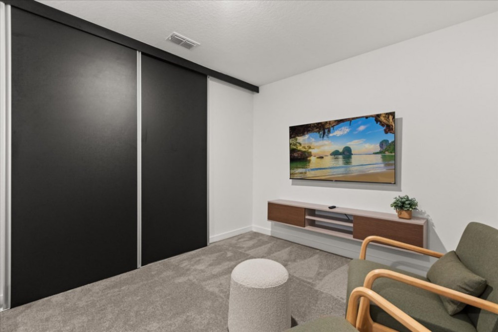 The Hub at Westside 19