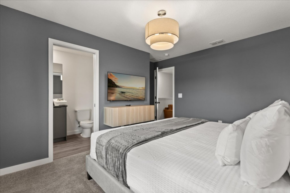 The Hub at Westside 19