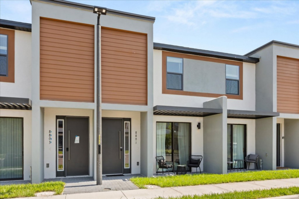 The Hub at Westside 19