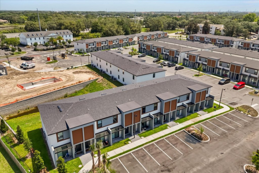 The Hub at Westside 19