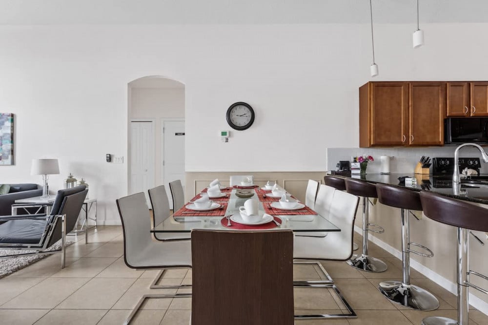 Bella Vida Resort 77