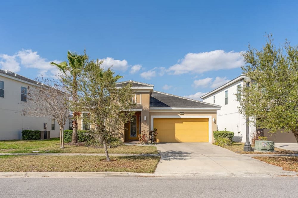 Bella Vida Resort 77