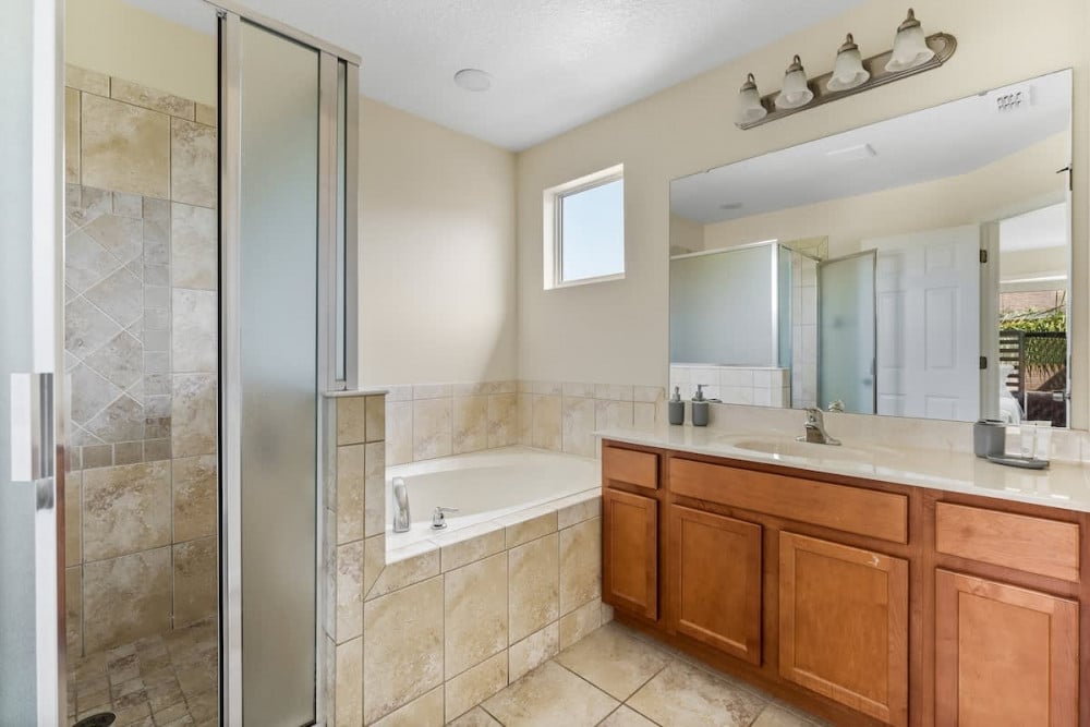 Bella Vida Resort 75