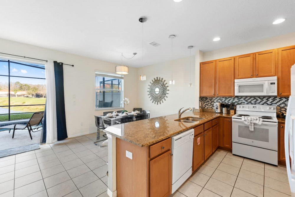 Bella Vida Resort 76