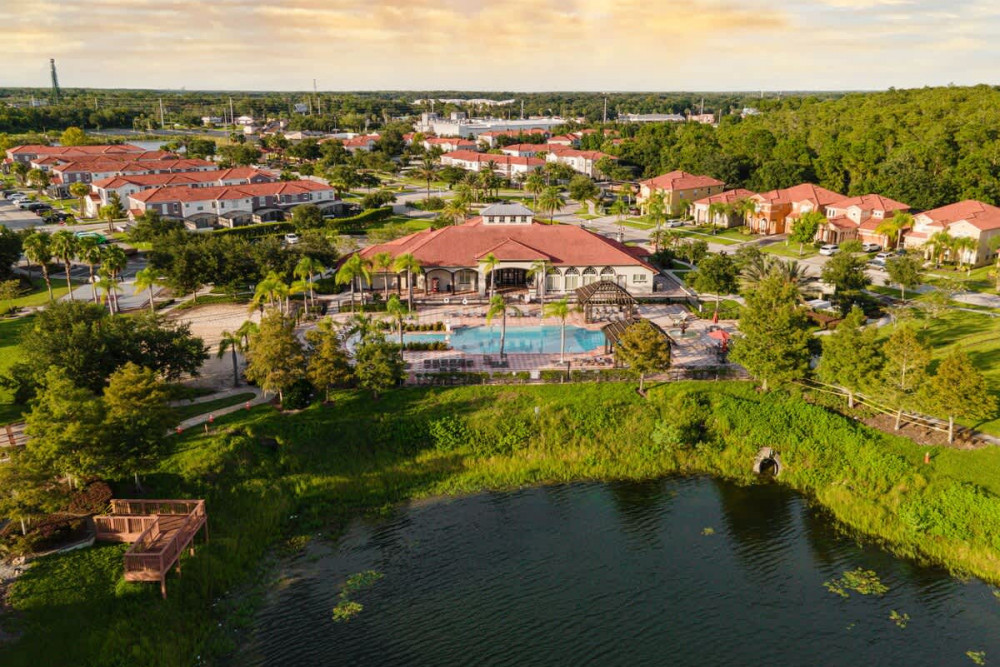 Bella Vida Resort 76