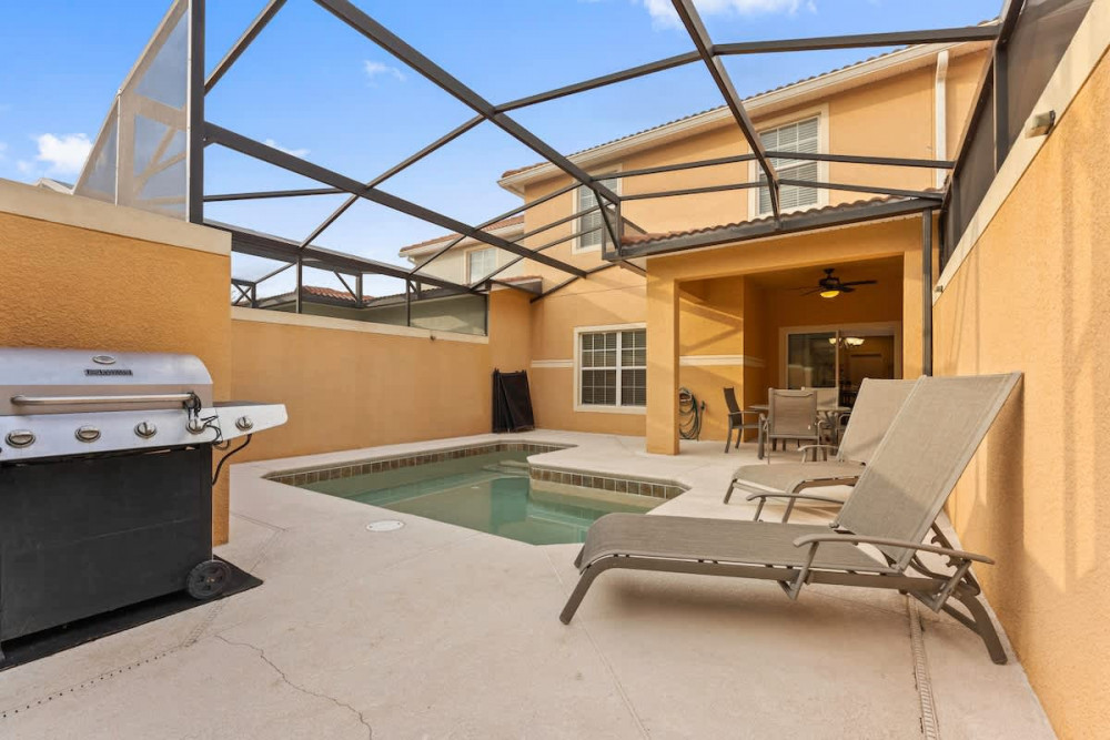 Paradise Palms Resort 98