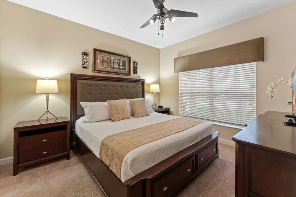 Paradise Palms Resort 98