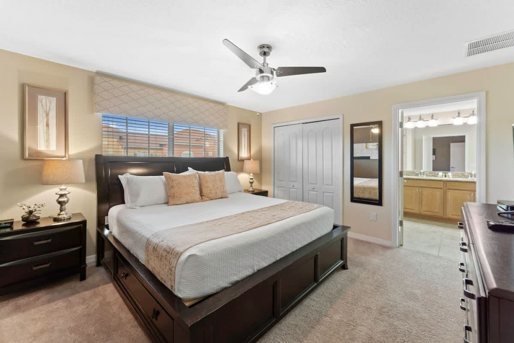 Paradise Palms Resort 98