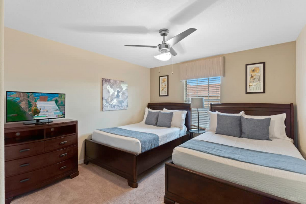 Paradise Palms Resort 98