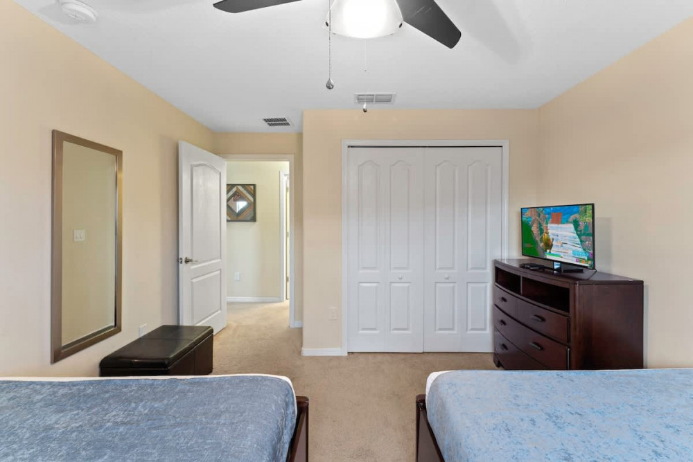 Paradise Palms Resort 98