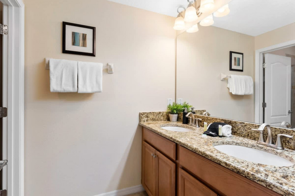 Paradise Palms Resort 98