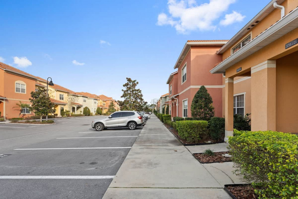 Paradise Palms Resort 98