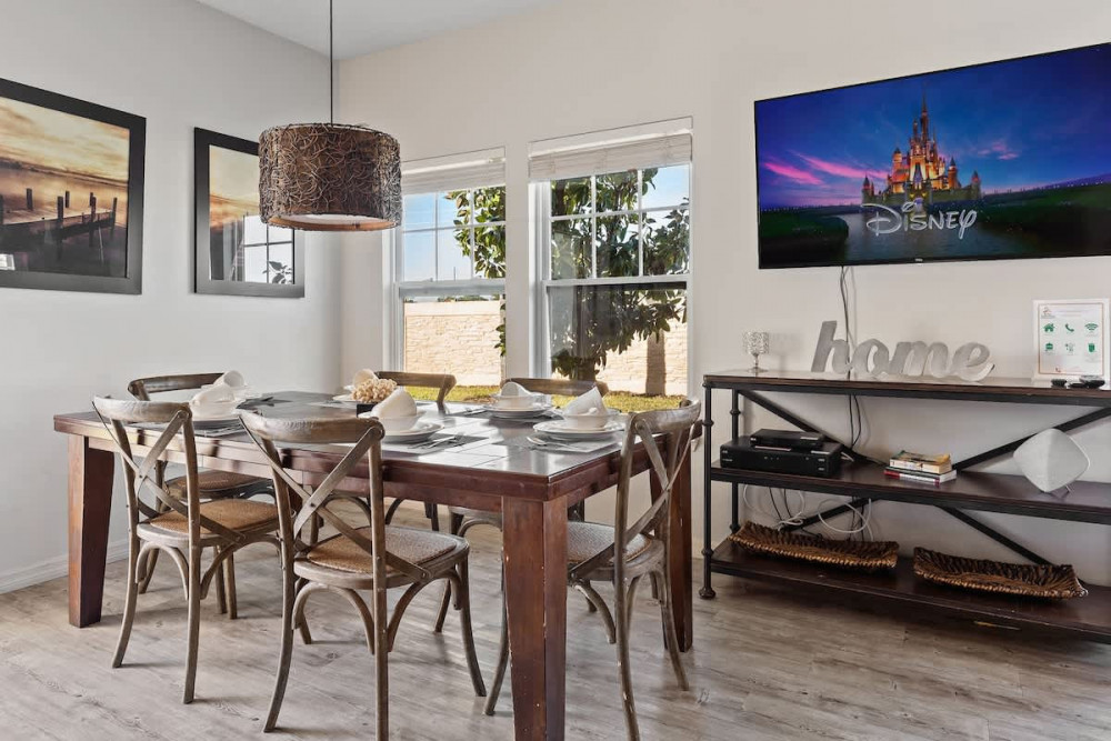 West Lucaya Village 21