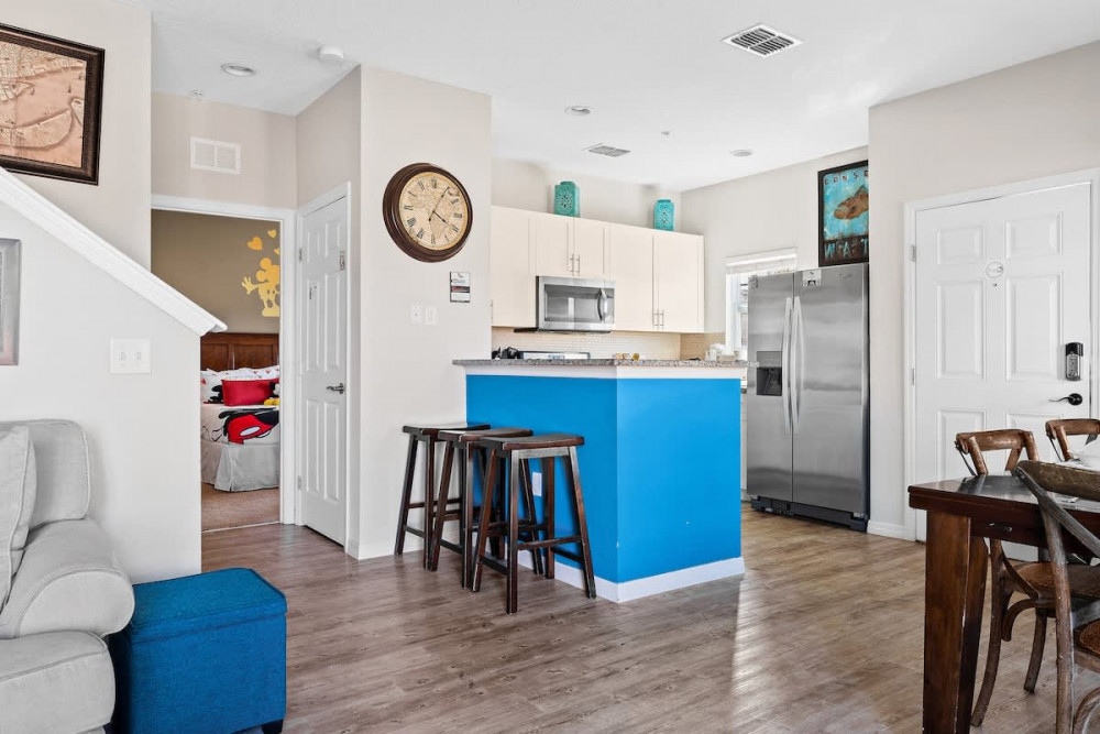 West Lucaya Village 21