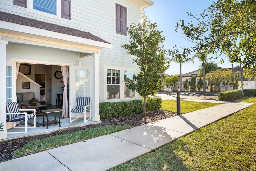 West Lucaya Village 21