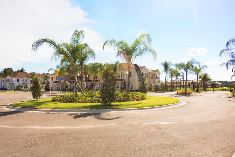 West Lucaya Village 21