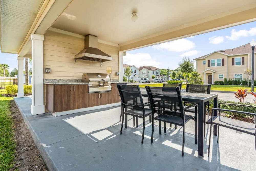 West Lucaya Village 21