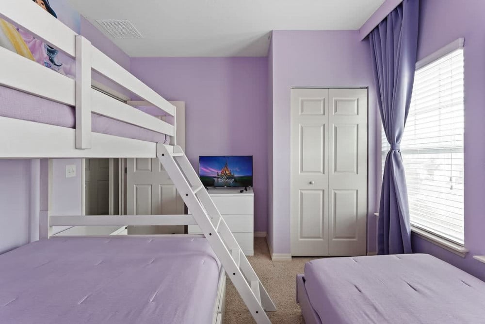 West Lucaya Village 83