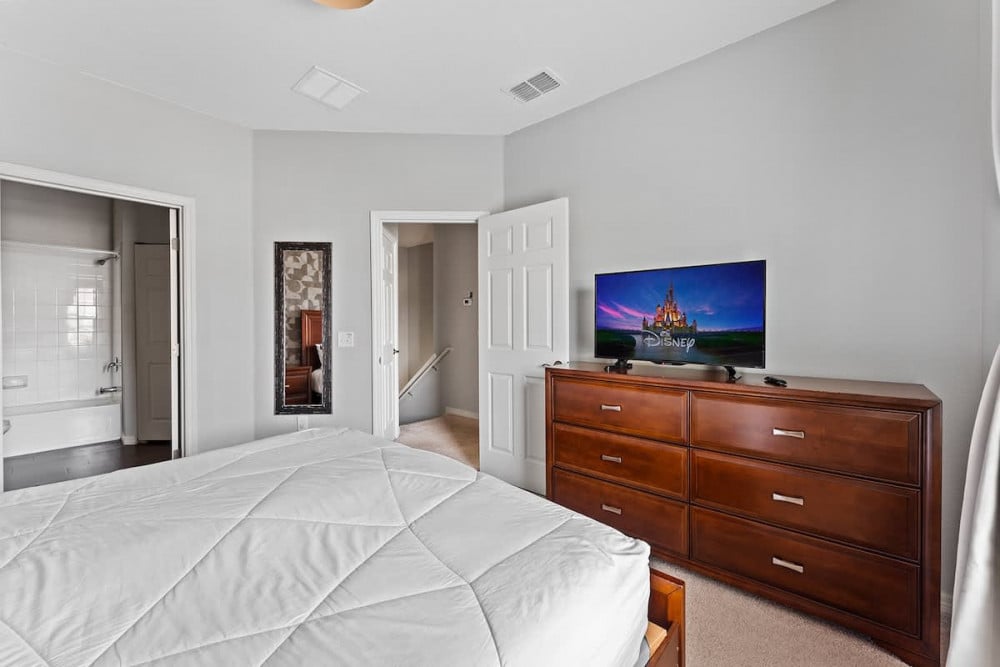 West Lucaya Village 83