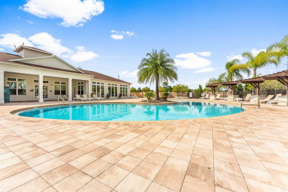 West Lucaya Village 83