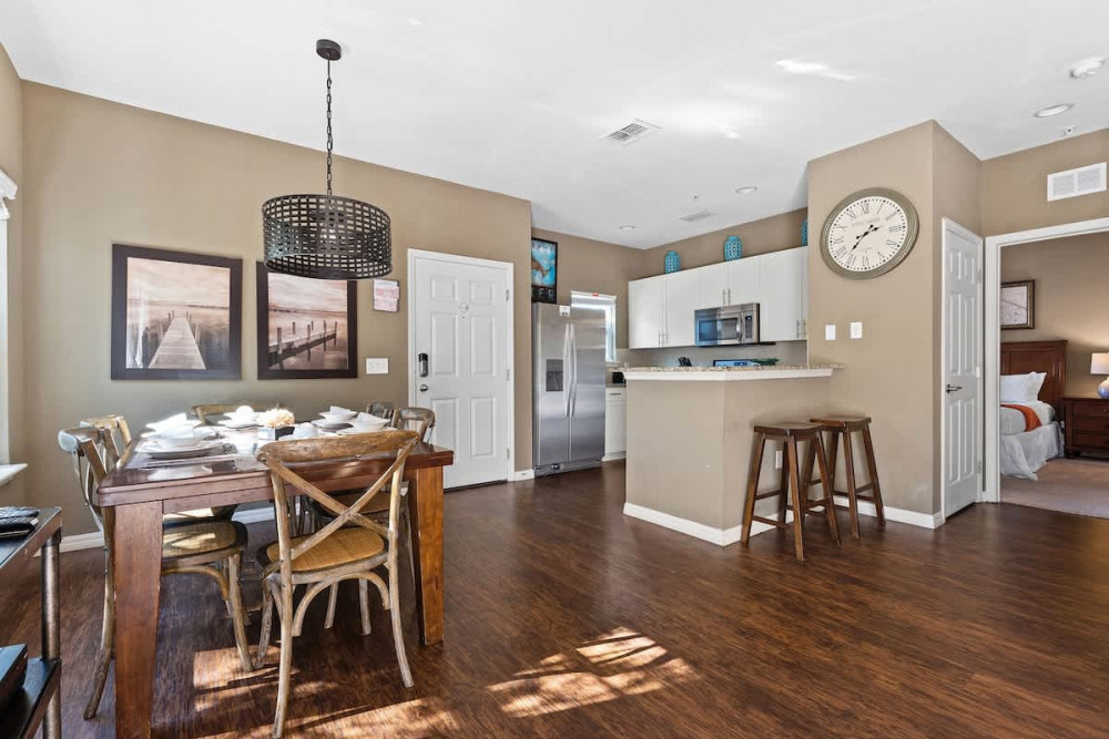 West Lucaya Village 19