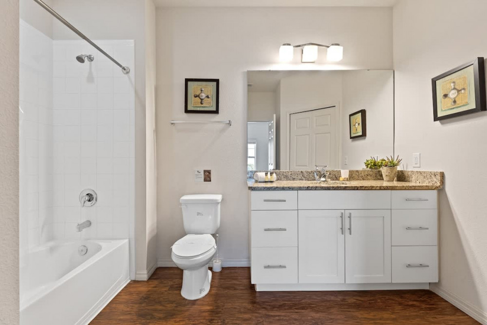 West Lucaya Village 19