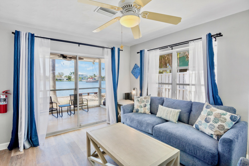 Anna Maria 261