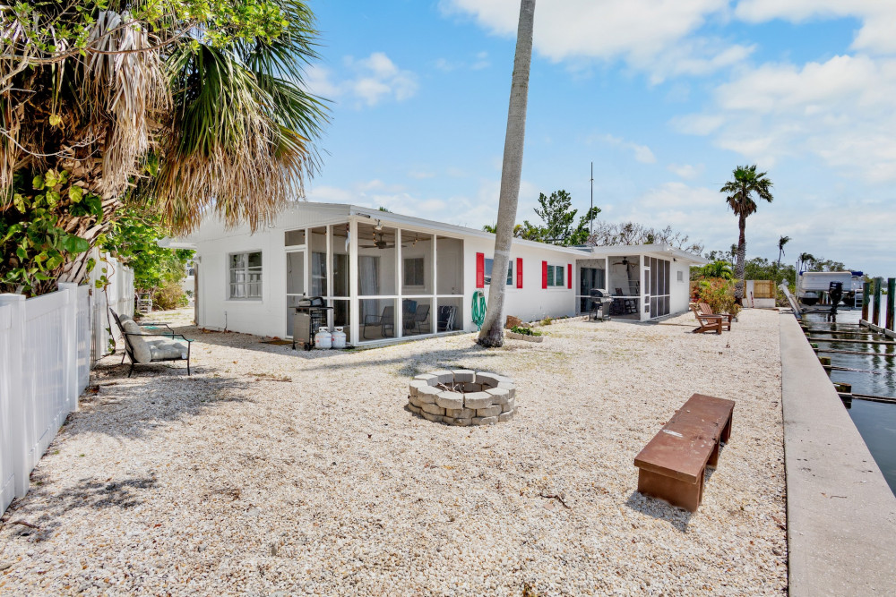 Anna Maria 261