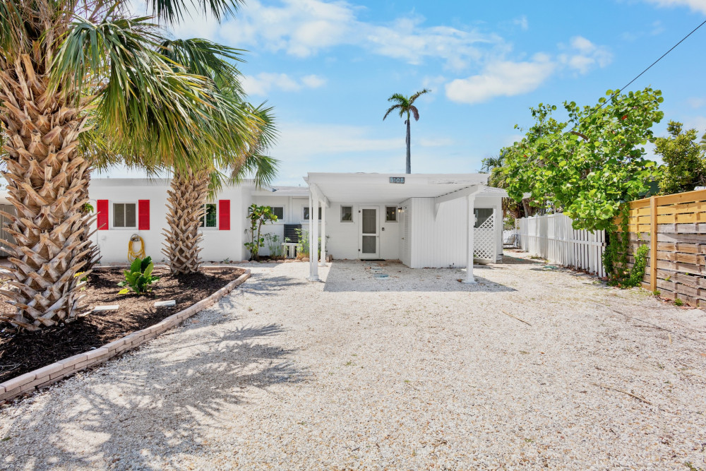 Anna Maria 261
