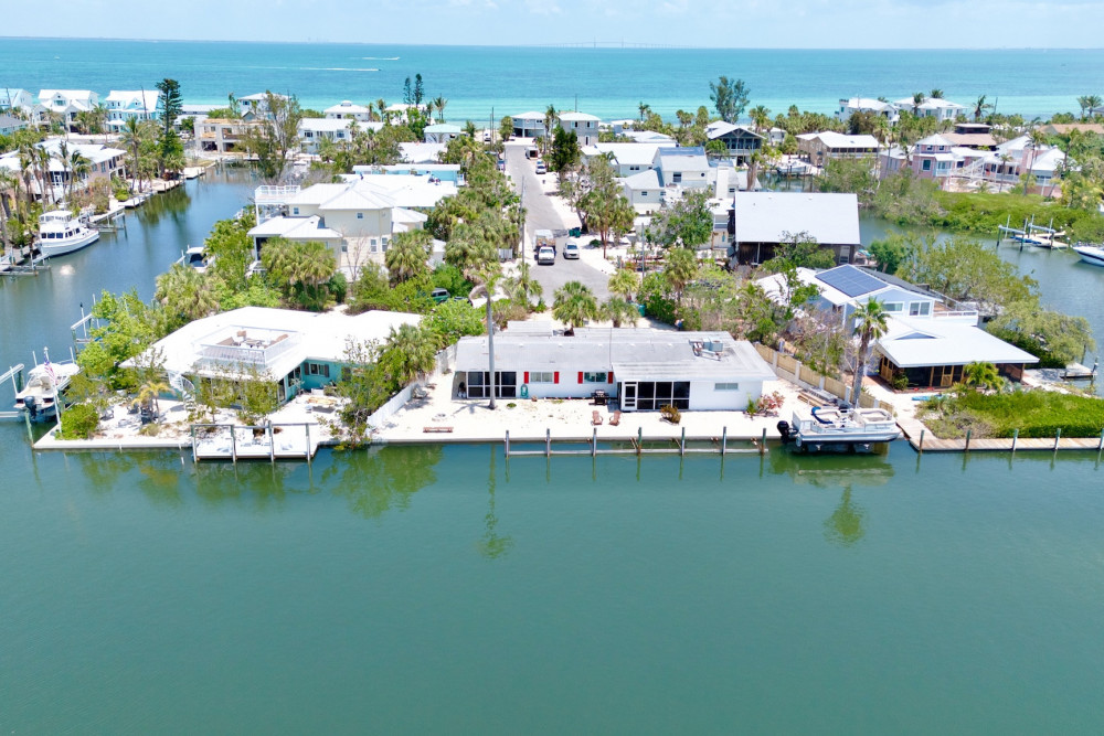 Anna Maria 261