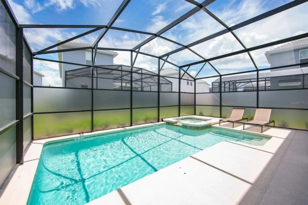 Storey Lake Resort 492