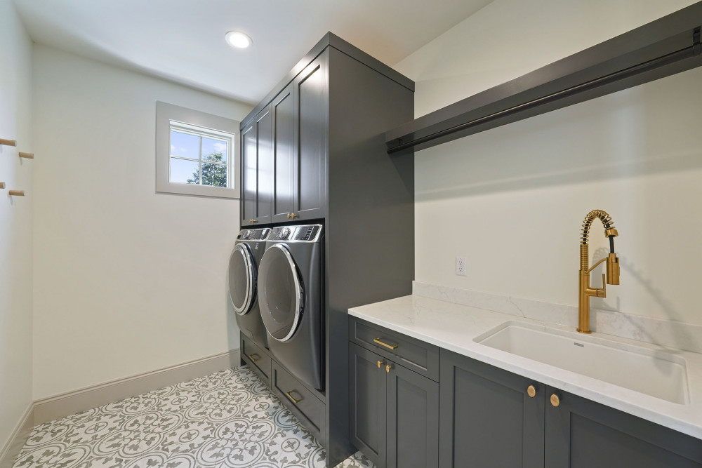 Blue Mountain Beach 33