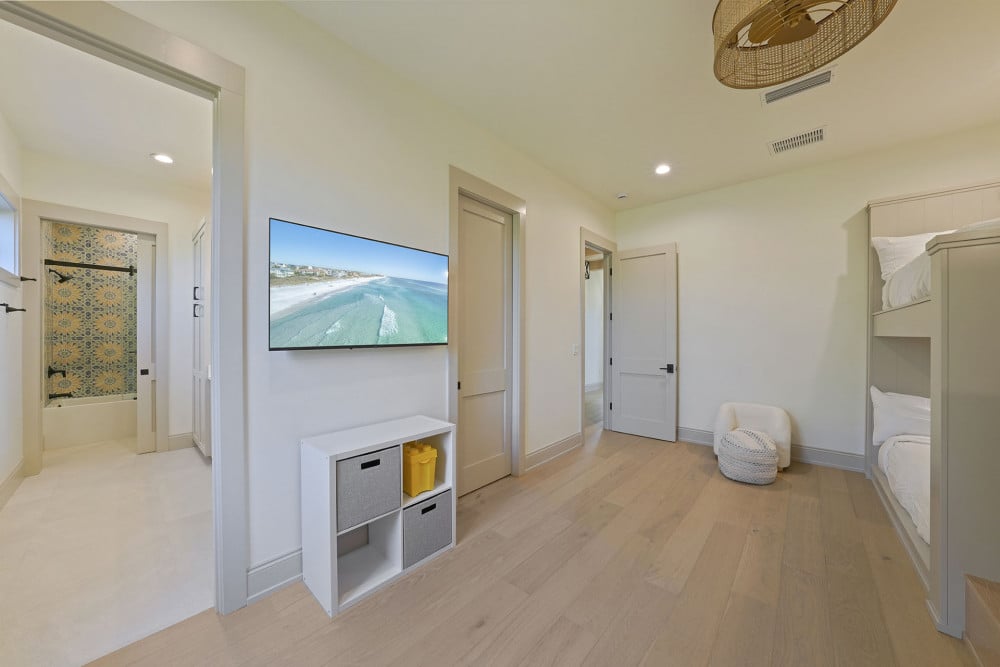 Blue Mountain Beach 33