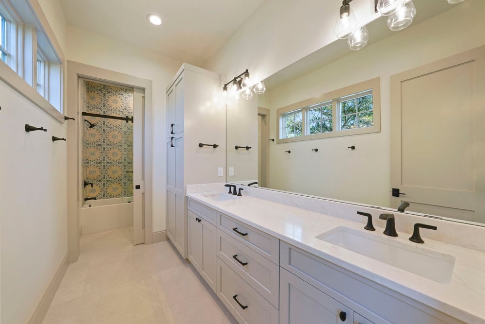 Blue Mountain Beach 33