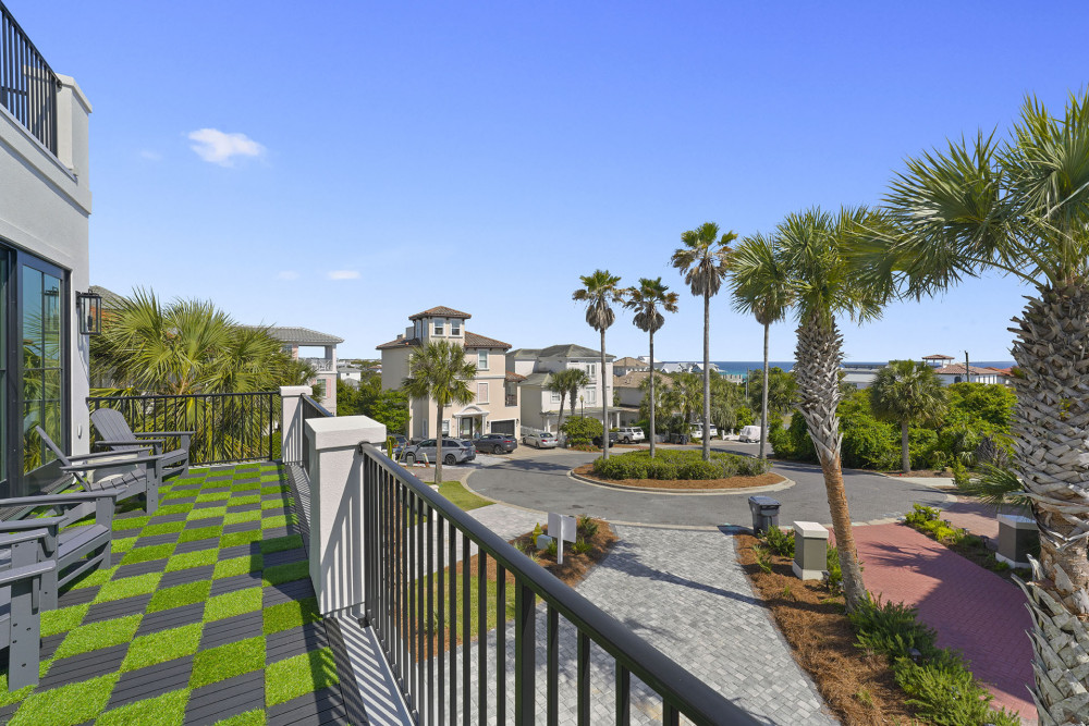 Blue Mountain Beach 33