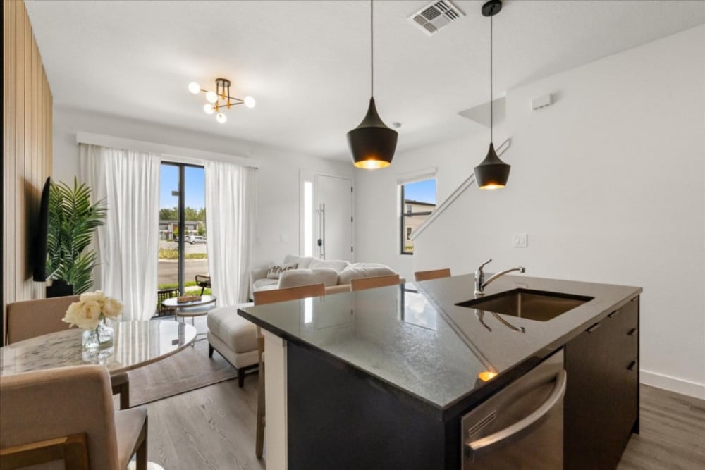 The Hub at Westside 11